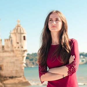 Meet your Posher, Marinela